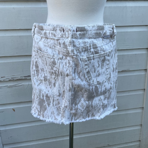 Super cute Dear John snakeskin print mini skirt size 27 - Picture 6 of 6